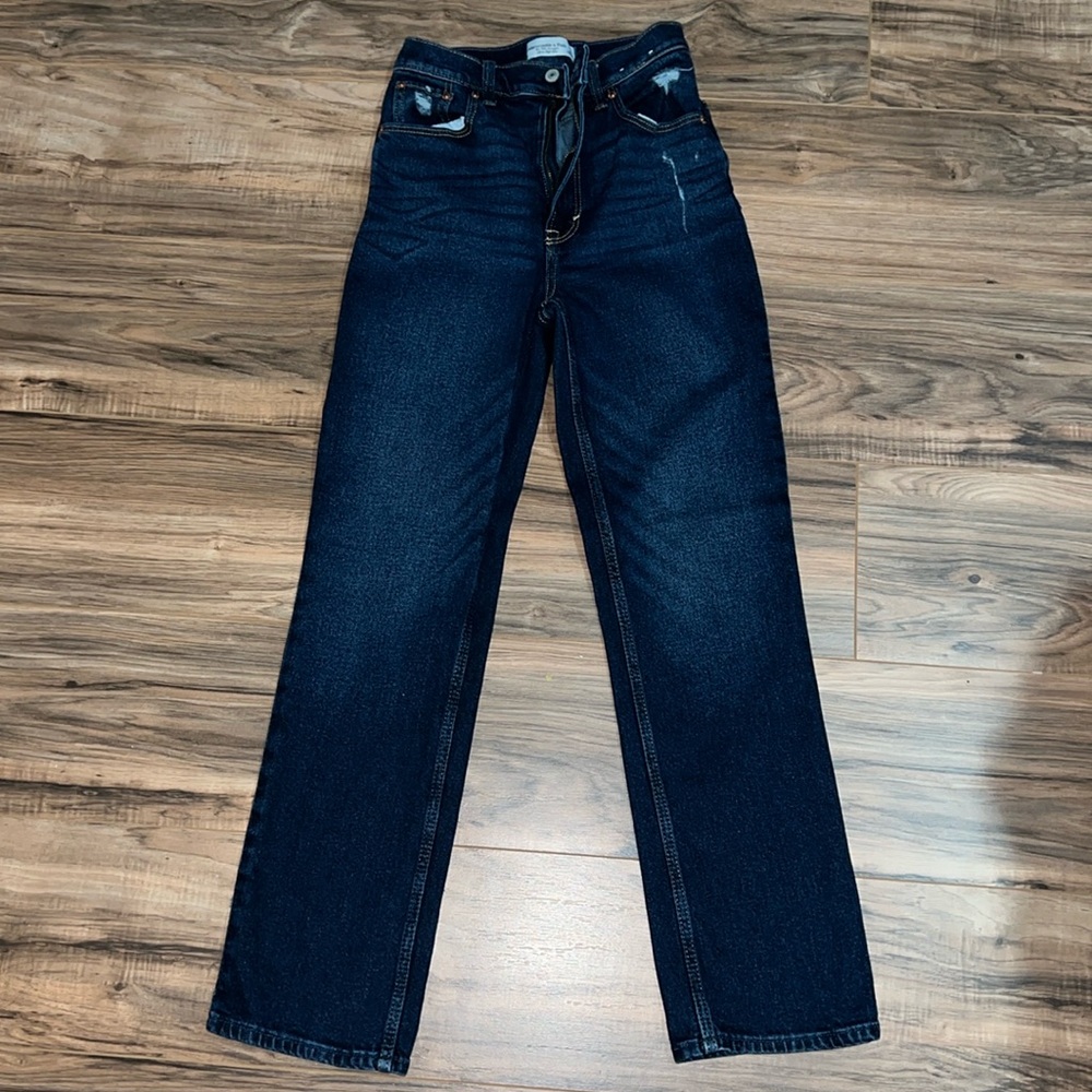 The 90’s Straight Ultra high rise Abercrombie & Fitch